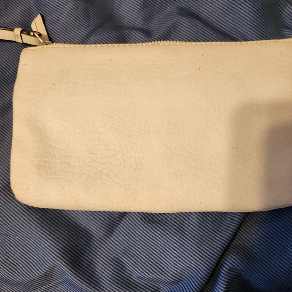 Whislet - Picture 2 of 6